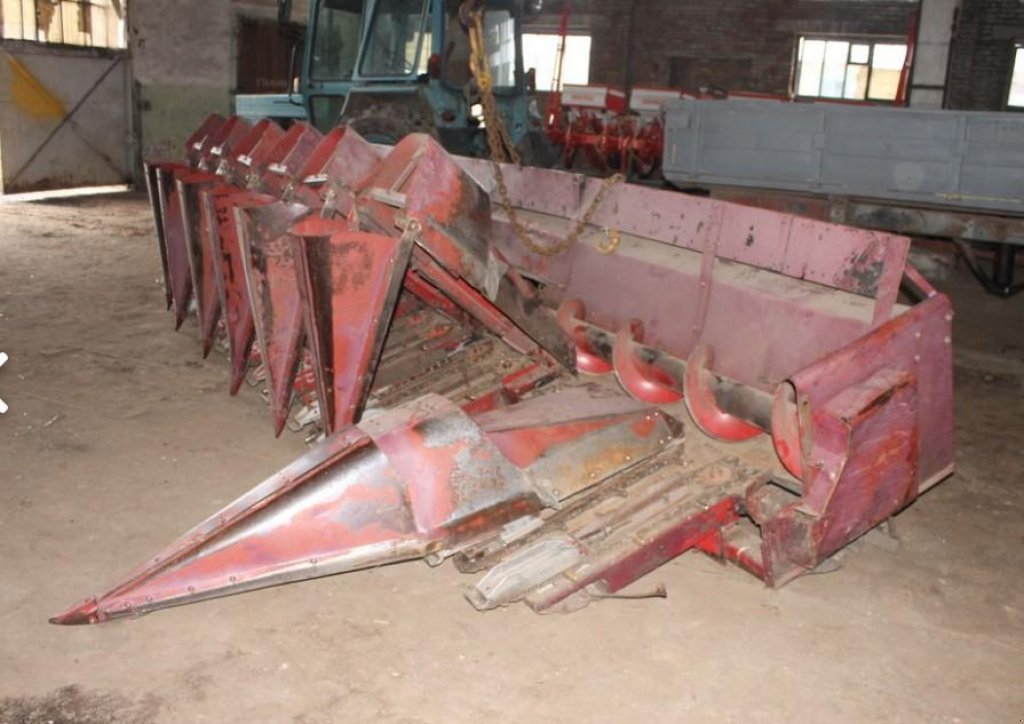 Maispflückvorsatz des Typs Case IH 1083,  in Кіровоград (Bild 4)