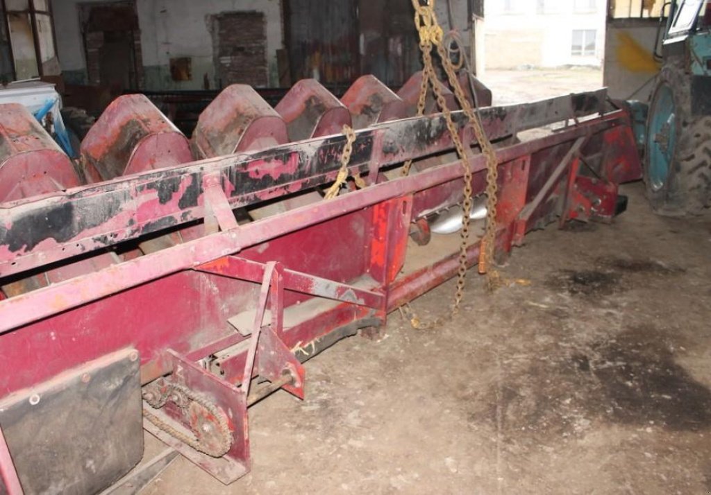 Maispflückvorsatz des Typs Case IH 1083,  in Кіровоград (Bild 3)