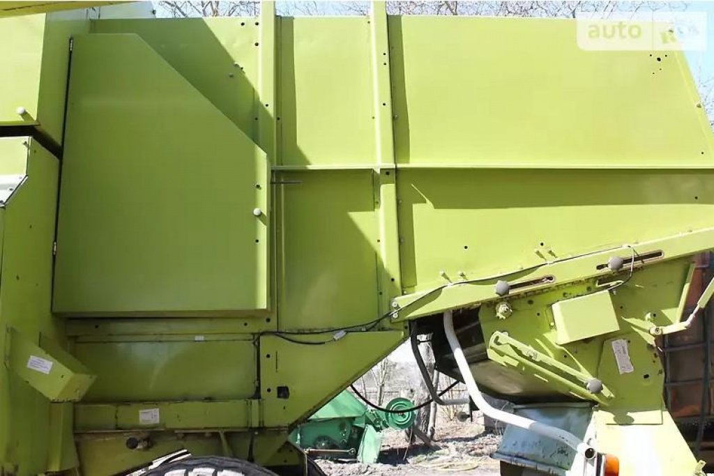 Oldtimer-Mähdrescher des Typs CLAAS Dominator 58, Neumaschine in Торчин (Bild 9)