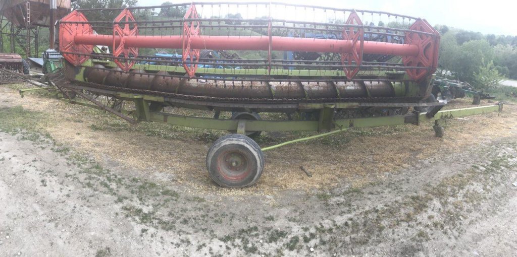 Schneidwerk des Typs CLAAS C660,  in Камянець-Подільский (Bild 1)