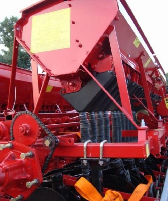 Direktsaatmaschine des Typs CHERVONA ZIRKA Astra 3,6A,  in Пологи (Bild 2)