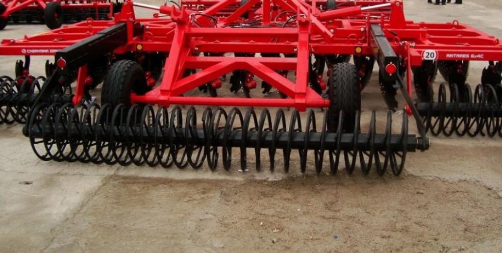 Wiesenegge des Typs CHERVONA ZIRKA Antares 6x4C,  in Пологи (Bild 2)