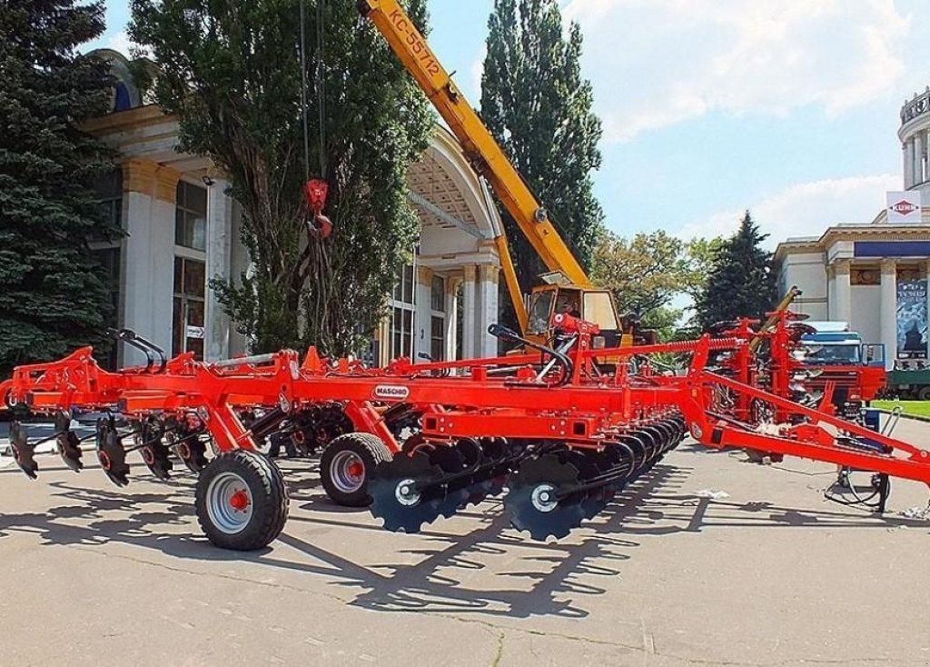 Wiesenegge des Typs Nordsten Admiral 850,  in Пологи (Bild 1)