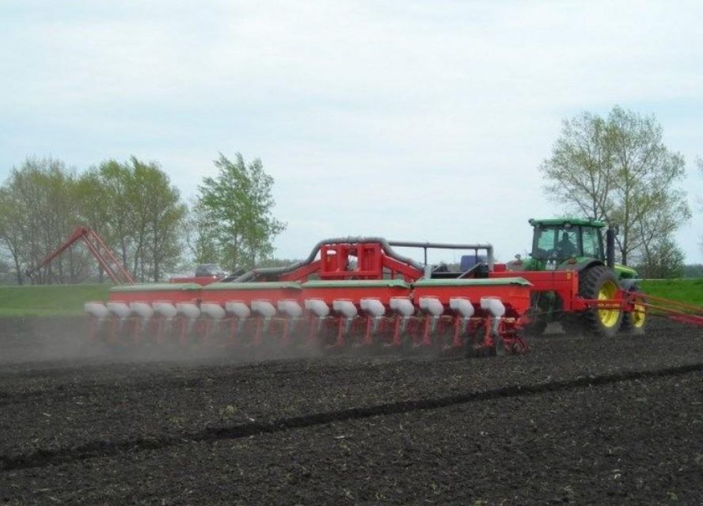 Sämaschine des Typs Nordsten Metro 16 MTR,  in Пологи (Bild 8)