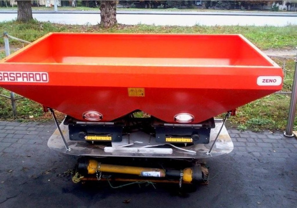 Sandstreuer & Salzstreuer des Typs Nordsten Zeno 18,  in Пологи (Bild 3)