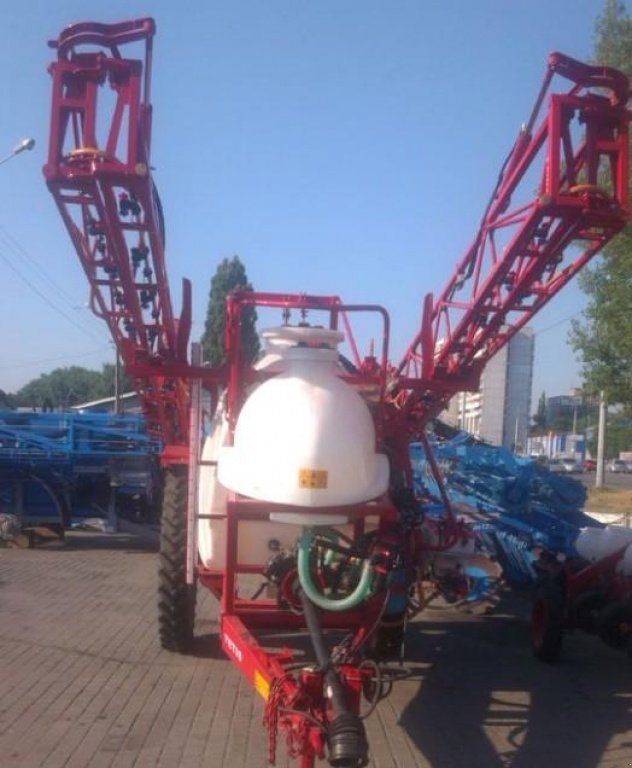 Weinbauspritze des Typs CHERVONA ZIRKA Tetis 24,  in Пологи (Bild 2)