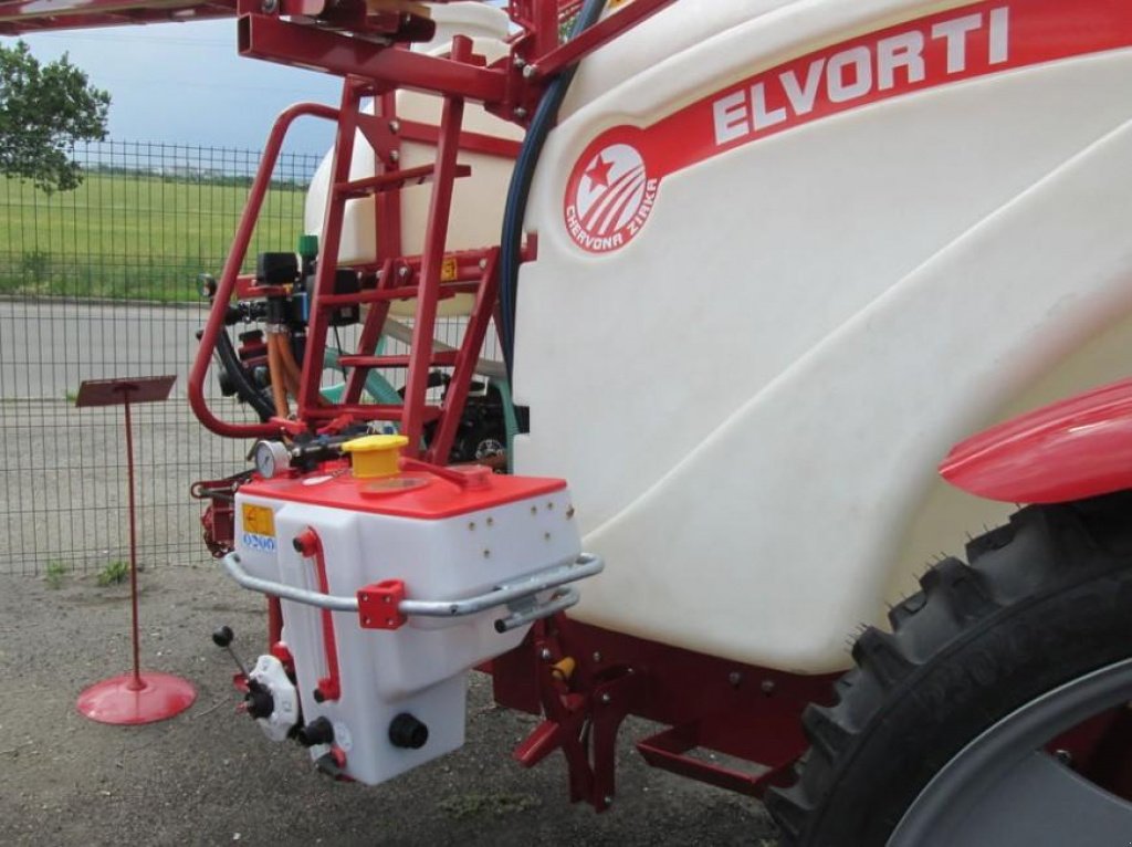 Weinbauspritze des Typs CHERVONA ZIRKA Tetis 24,  in Пологи (Bild 4)