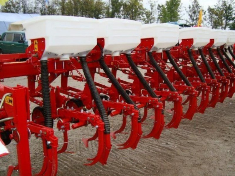 Kartoffelpflegetechnik des Typs CHERVONA ZIRKA Altair 4,2-04,  in Пологи (Bild 1)