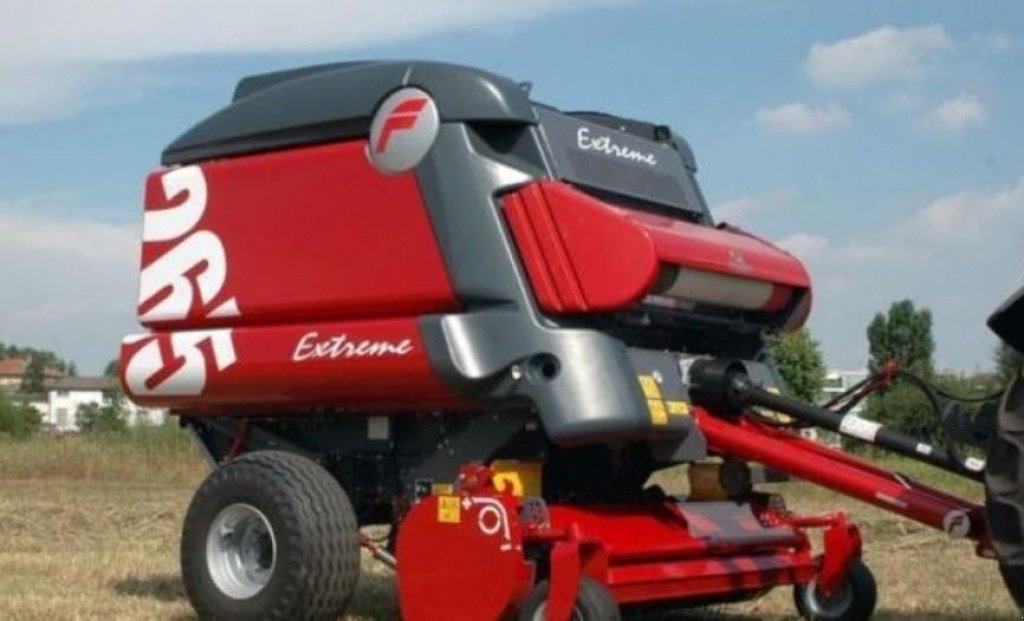 Rundballenpresse des Typs Feraboli Extreme 265 LT,  in Пологи (Bild 1)