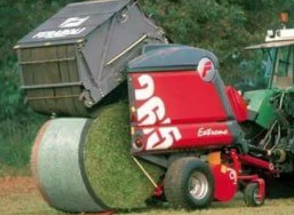 Rundballenpresse des Typs Feraboli Extreme 265 LT,  in Пологи (Bild 2)