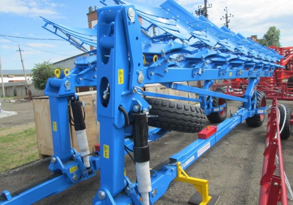 Scheibenpflug des Typs Lemken Diamant 11/7+1,  in Пологи (Bild 1)