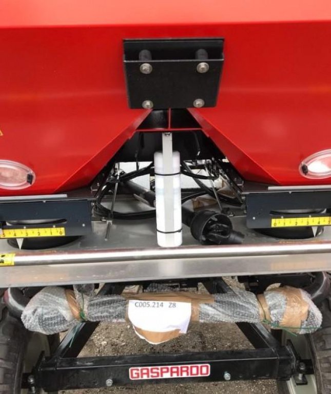 Sandstreuer & Salzstreuer des Typs Nordsten Zeno 32,  in Пологи (Bild 5)