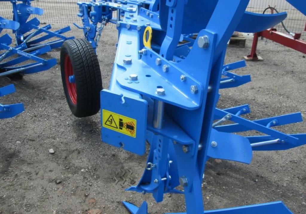 Scheibenpflug des Typs Lemken EurOpal 5,  in Пологи (Bild 8)