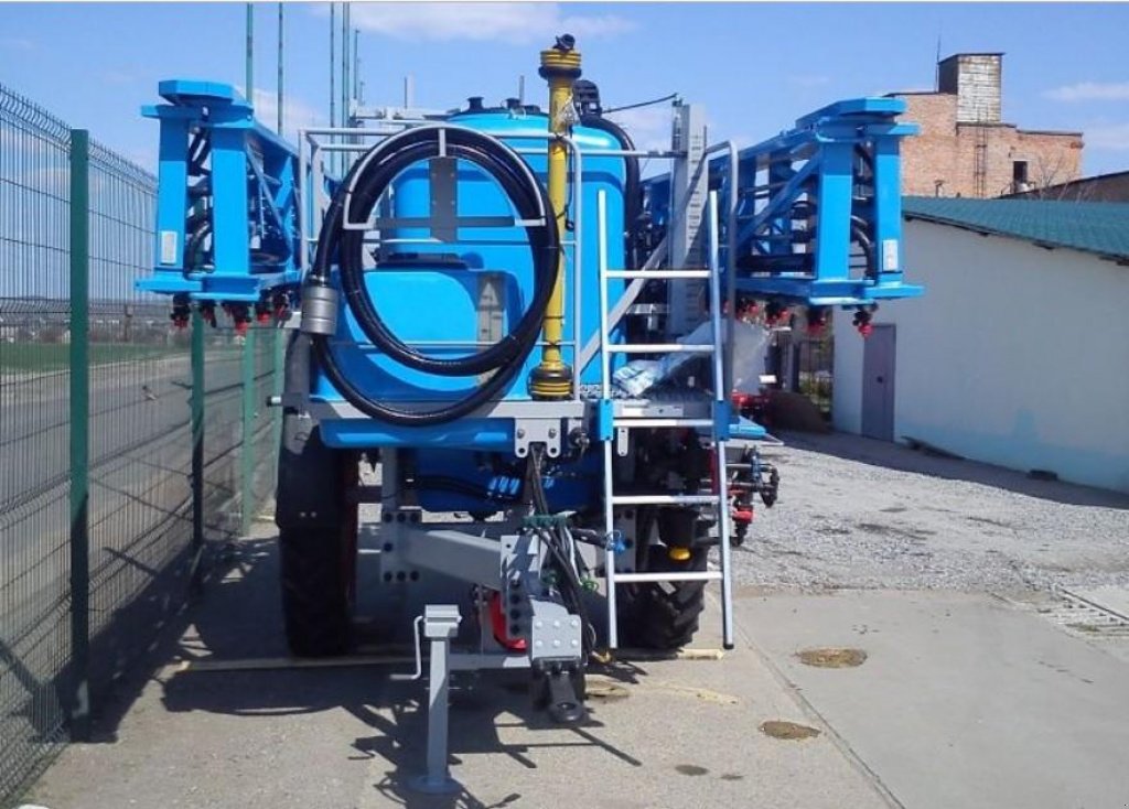 Weinbauspritze des Typs Lemken Primus 35,  in Пологи (Bild 2)