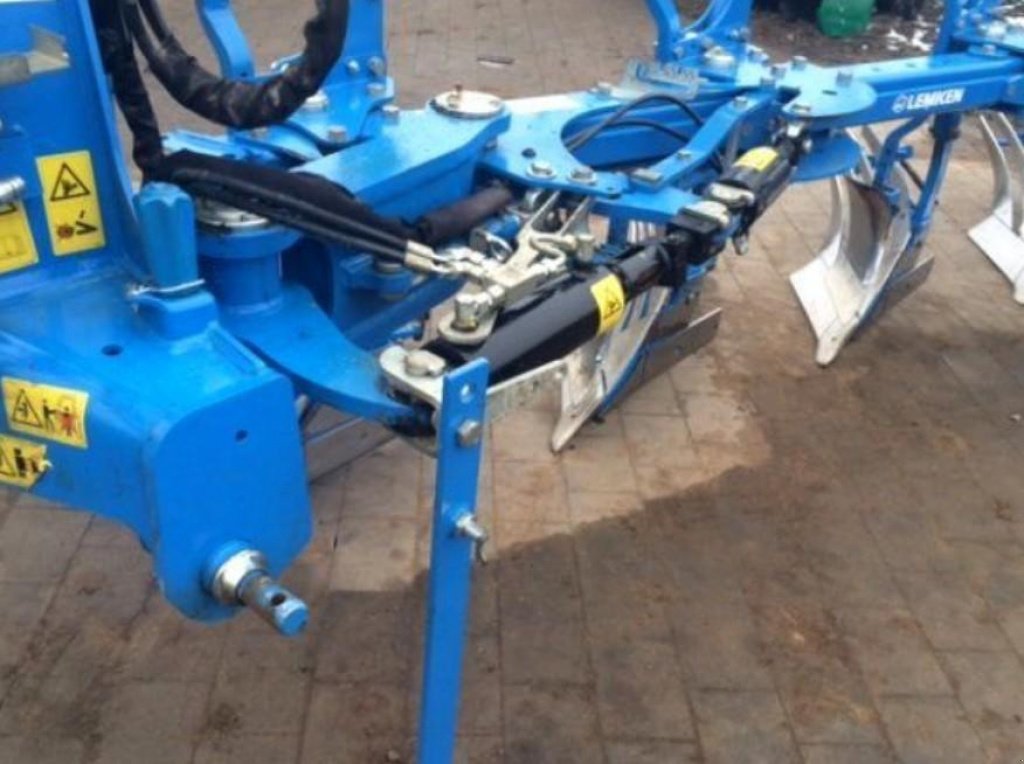 Scheibenpflug des Typs Lemken Juwel 8M,  in Пологи (Bild 2)