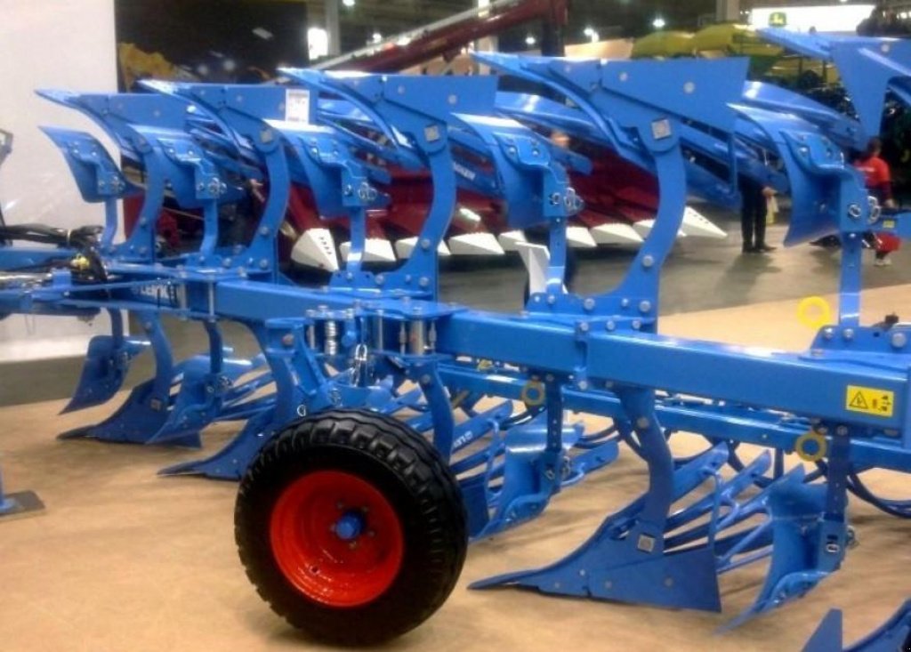 Scheibenpflug des Typs Lemken Juwel 8,  in Пологи (Bild 3)