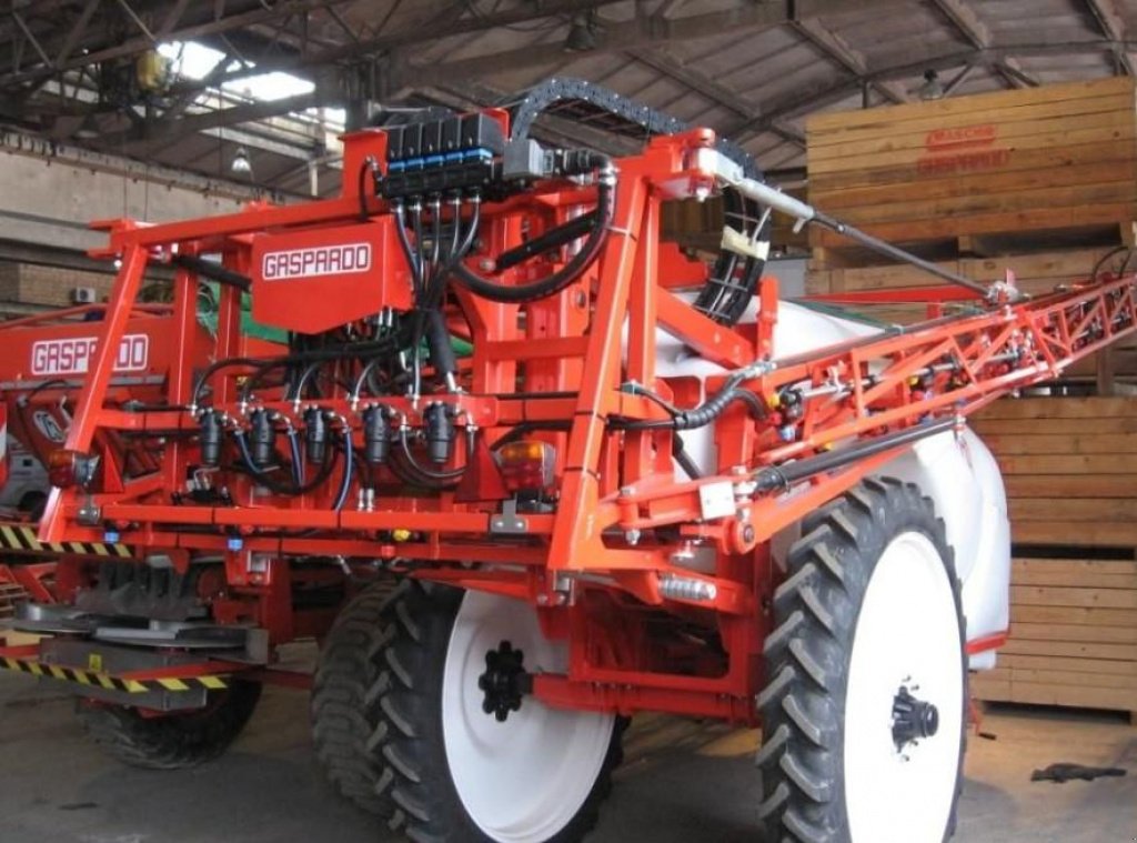 Weinbauspritze des Typs Nordsten Campo 32,  in Пологи (Bild 1)