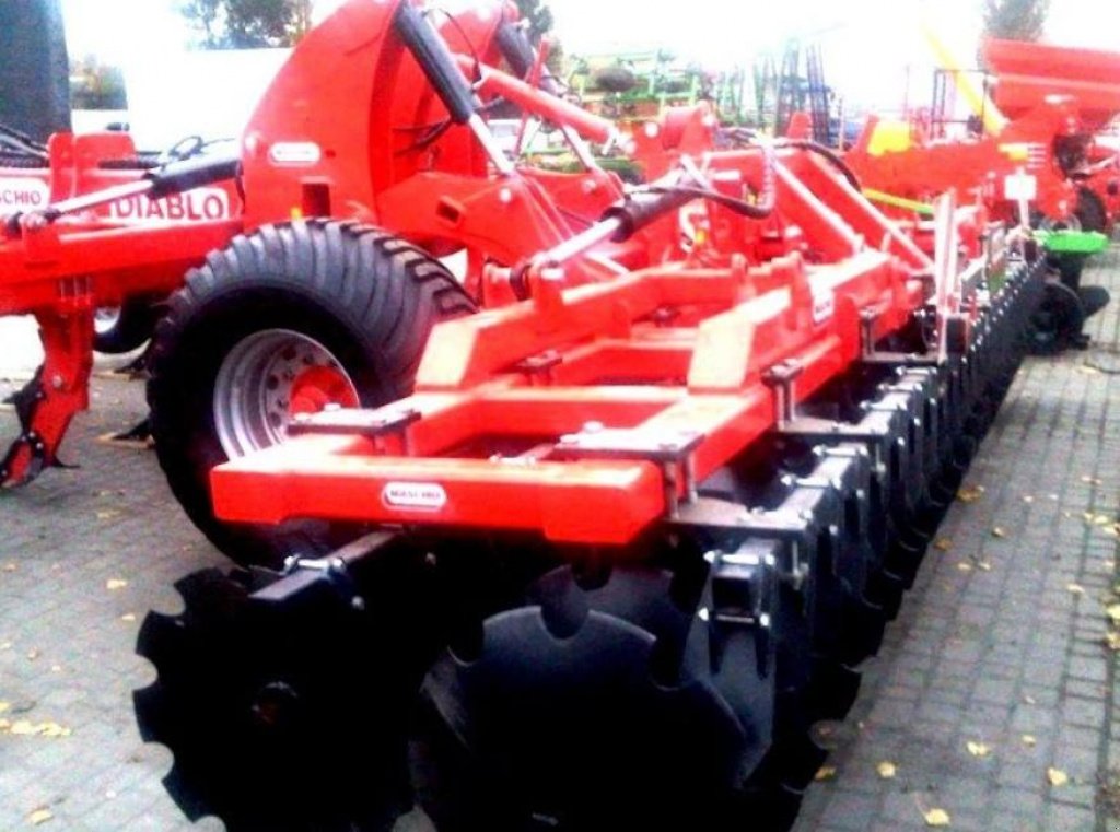 Spatenpflug des Typs Nordsten Diablo 600/13,  in Пологи (Bild 1)