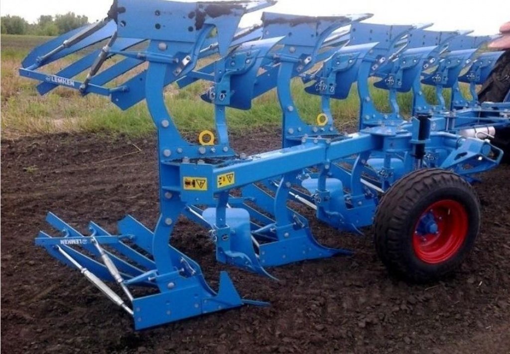 Scheibenpflug des Typs Lemken Juwel 7М,  in Пологи (Bild 1)