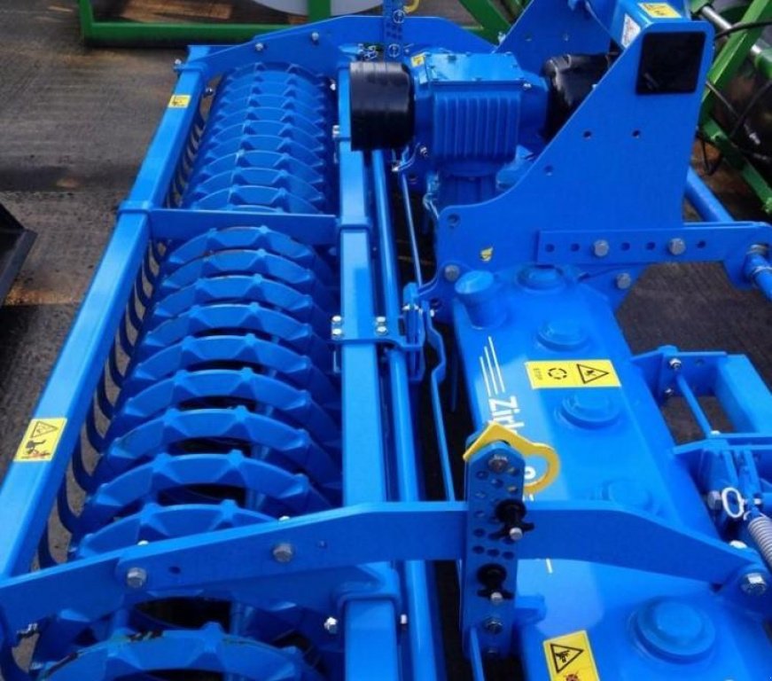 Wiesenegge des Typs Lemken Zirkon 8/250,  in Пологи (Bild 5)