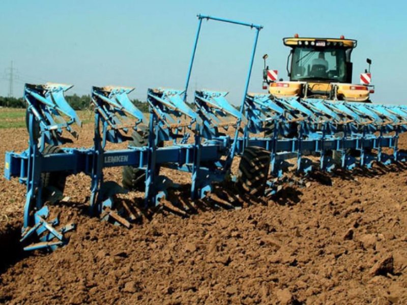 Scheibenpflug des Typs Lemken EuroTitan 10,  in Пологи (Bild 1)