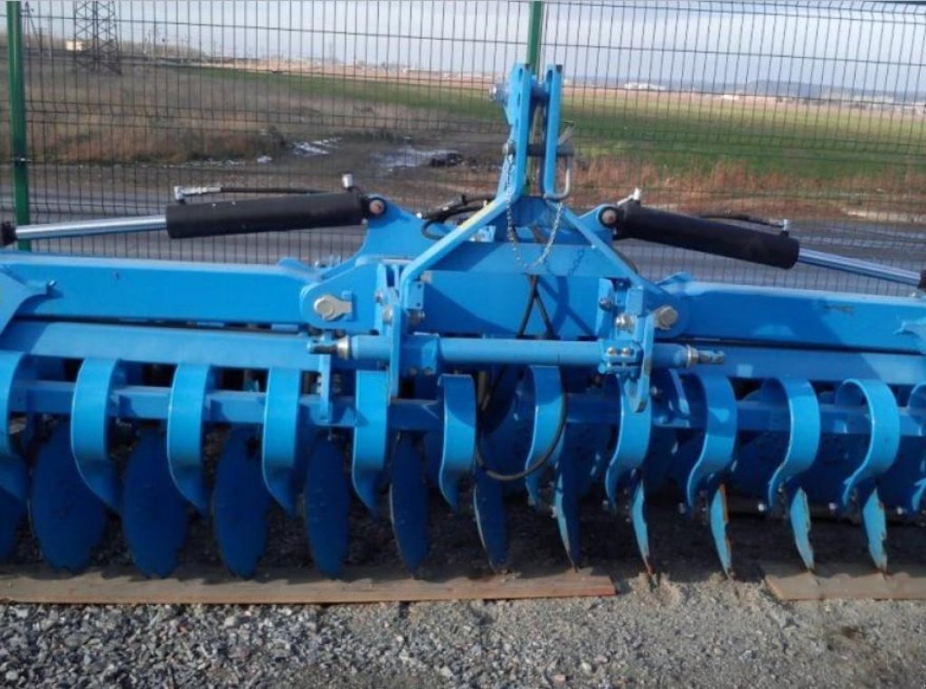 Wiesenegge des Typs Lemken Heliodor 9/200,  in Пологи (Bild 1)