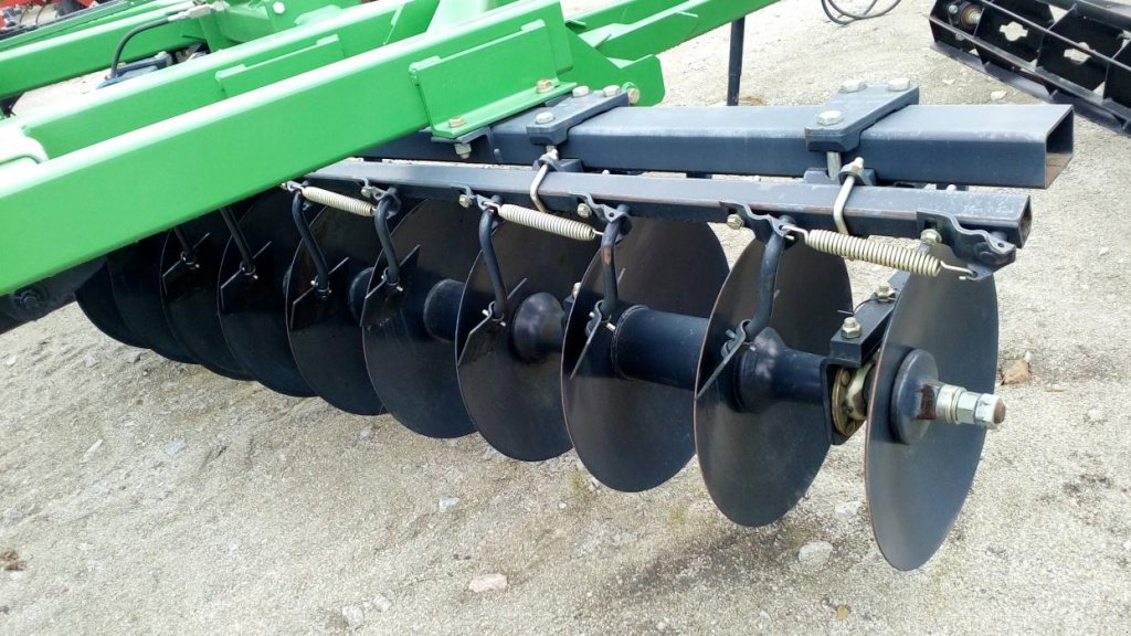 Spatenpflug des Typs John Deere 510,  in Кіровоград (Bild 7)