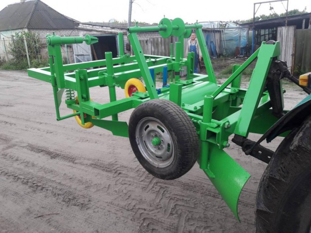 Straßenfräse des Typs Prinoth RFL-700,  in Херсон (Bild 2)