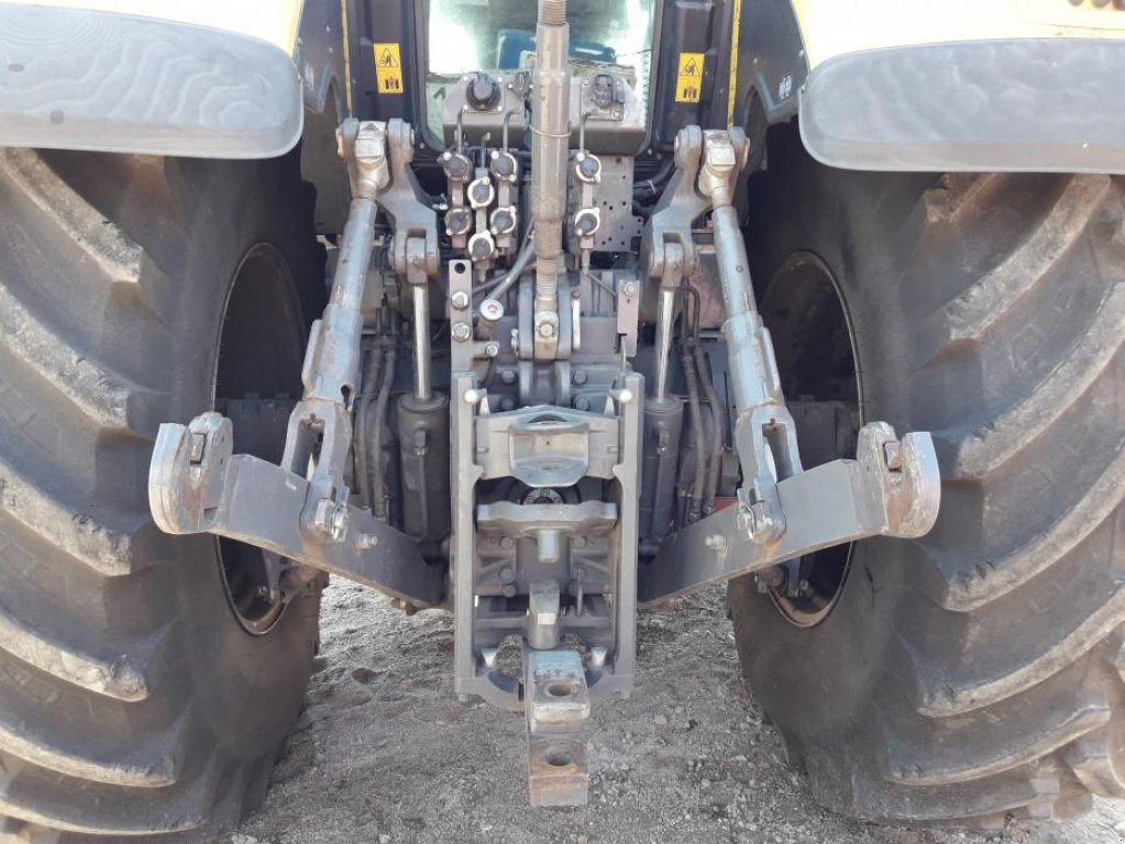 Oldtimer-Traktor des Typs CHALLENGER MT665C, Neumaschine in Кіровоград (Bild 4)