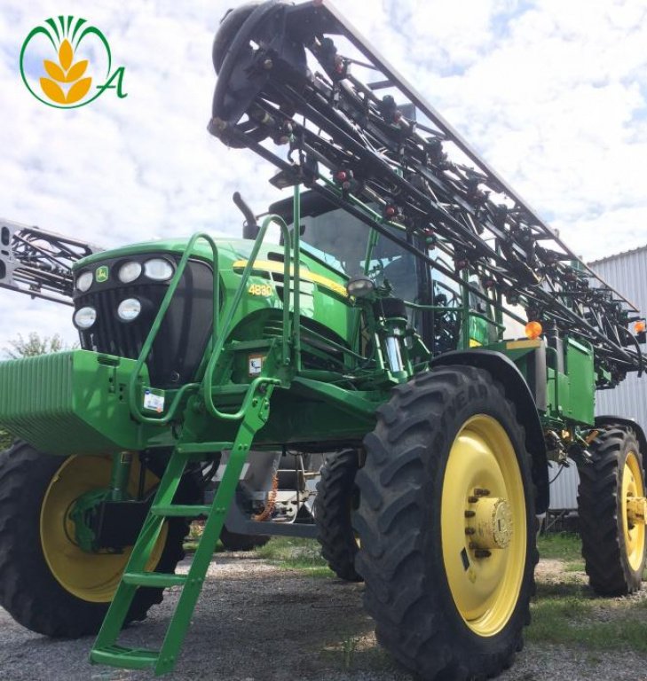 Selbstfahrspritze des Typs John Deere 4830,  in Вінниця (Bild 1)