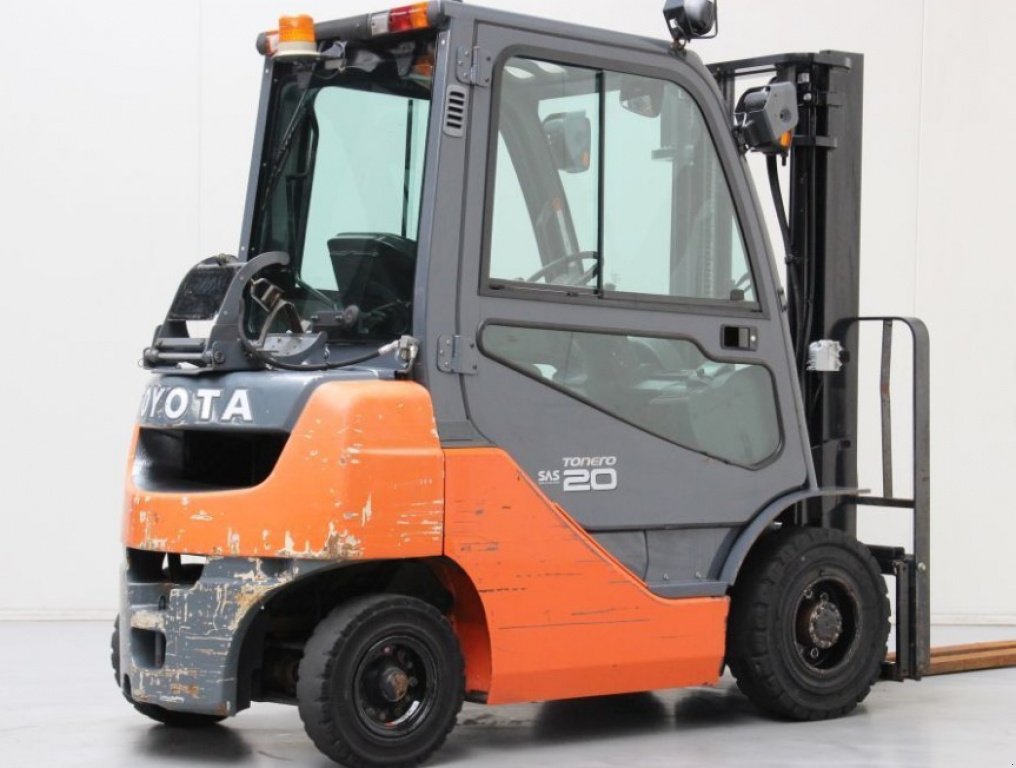 Gabelstapler des Typs Toyota 02-8FGF20,  in Київ (Bild 2)