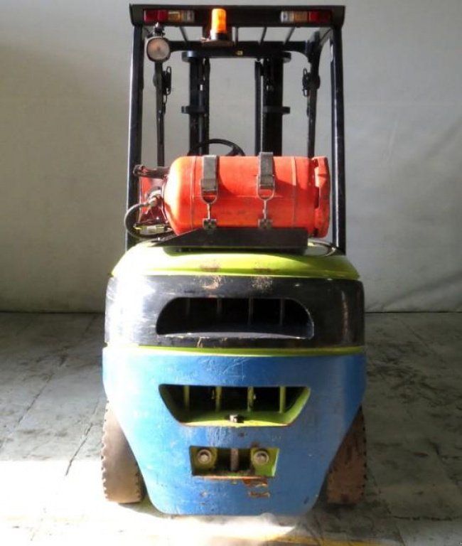 Gabelstapler des Typs Clark C 30 L,  in Київ (Bild 7)