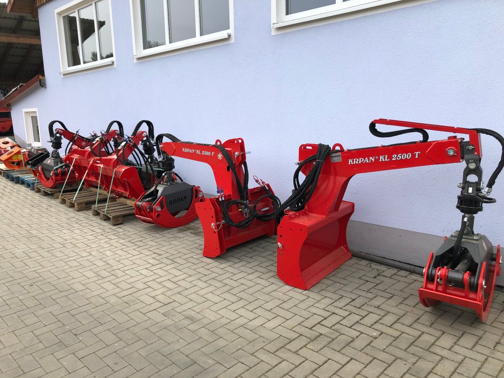 Ladekrane & Rückezange des Typs Krpan KL2500F, Neumaschine in Birgland (Bild 3)