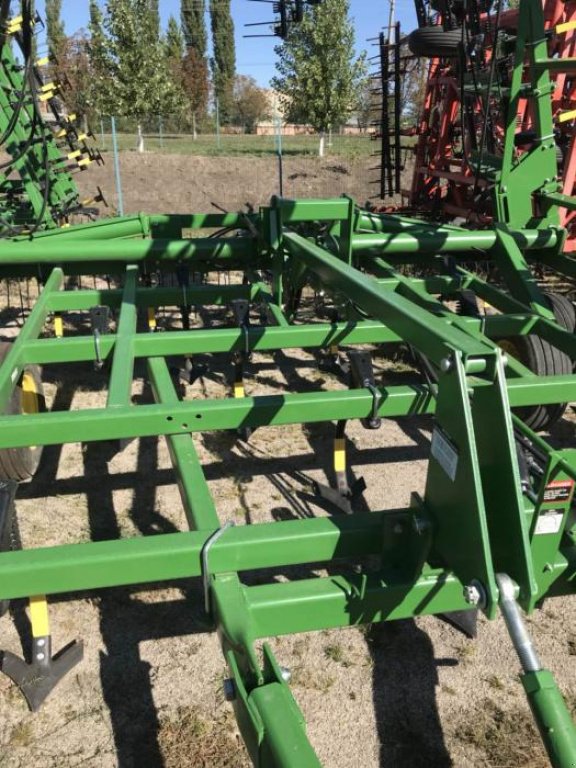 Kartoffelpflegetechnik des Typs John Deere 980,  in Кіровоград (Bild 6)
