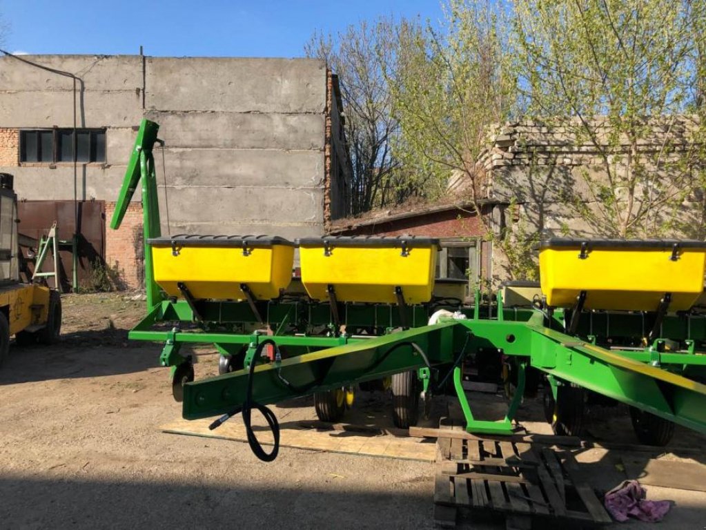 Direktsaatmaschine des Typs John Deere 7000,  in Кіровоград (Bild 1)