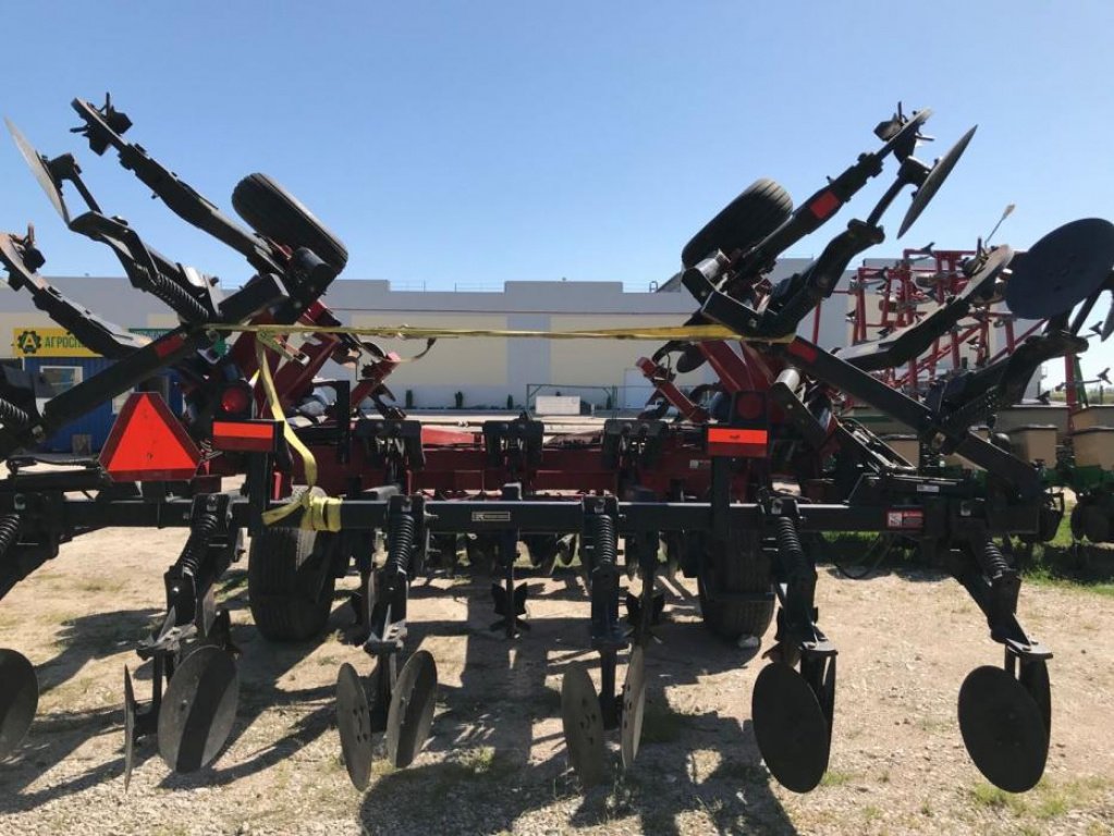 Spatenpflug des Typs Case IH Ecolo-Tiger 9300,  in Кіровоград (Bild 1)