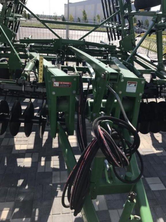 Kartoffelpflegetechnik des Typs John Deere 726 Soil Finisher,  in Кіровоград (Bild 1)