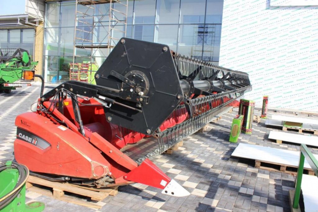 Schneidwerk des Typs Case IH 2020-10,  in Кіровоград (Bild 2)