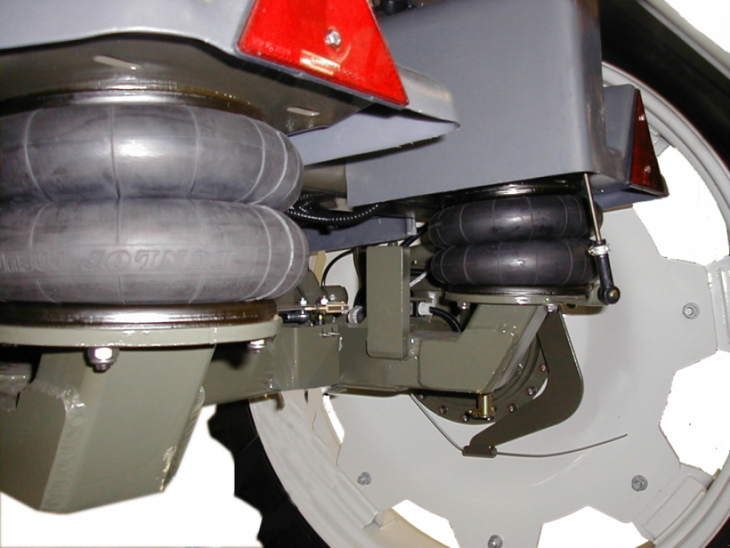 Weinbauspritze des Typs Tecnoma Galaxy Europe 3000,  in Миколаїв (Bild 5)