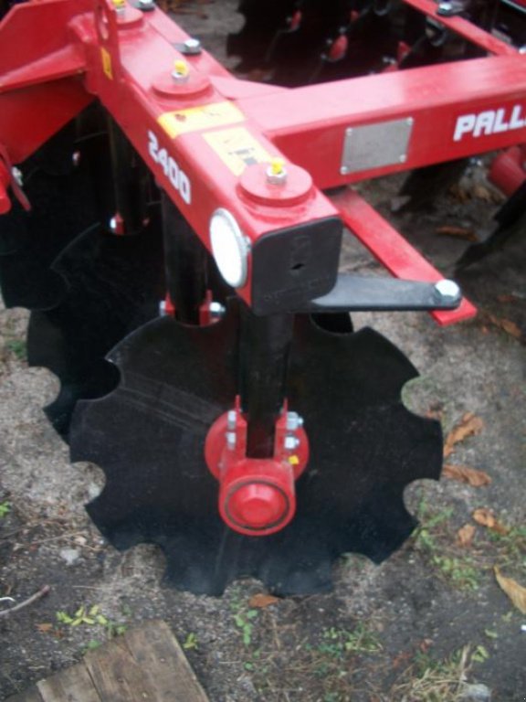 Wiesenegge des Typs CHERVONA ZIRKA Pallada 2400,  in Не обрано (Bild 4)