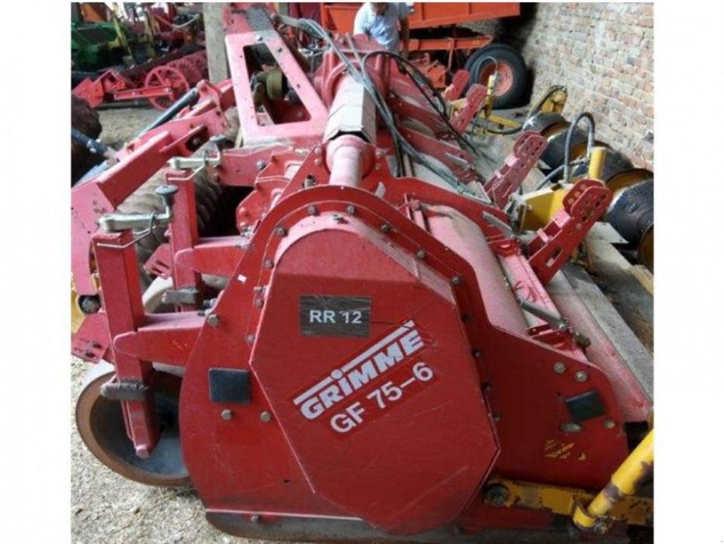 Dammformer des Typs Grimme GF 75-6,  in Кам'янка-Бузька (Bild 3)