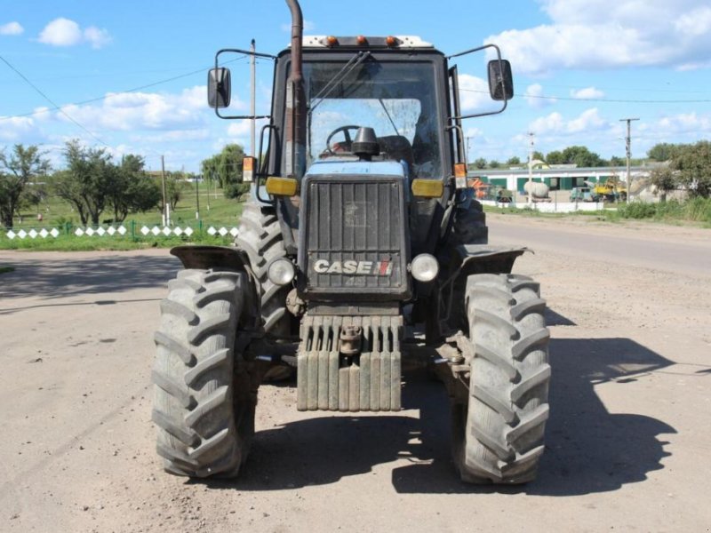 Oldtimer-Traktor des Typs Belarus Беларус-1221.2, Neumaschine in Київ (Bild 1)