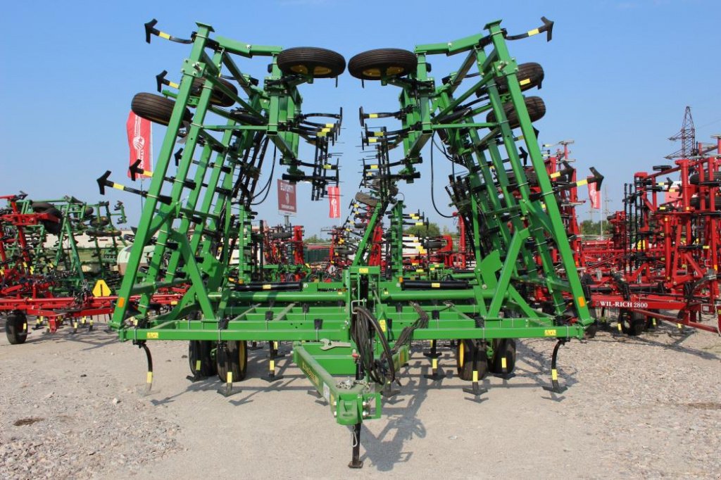 Kartoffelpflegetechnik des Typs John Deere 980,  in Кіровоград (Bild 1)