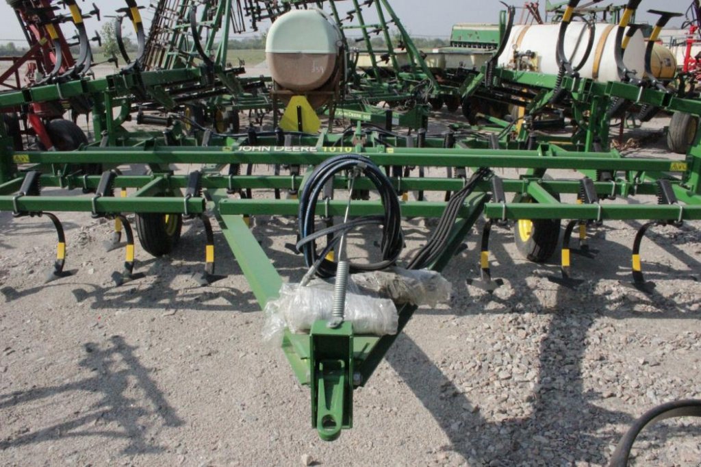 Kartoffelpflegetechnik des Typs John Deere 1010,  in Кіровоград (Bild 1)