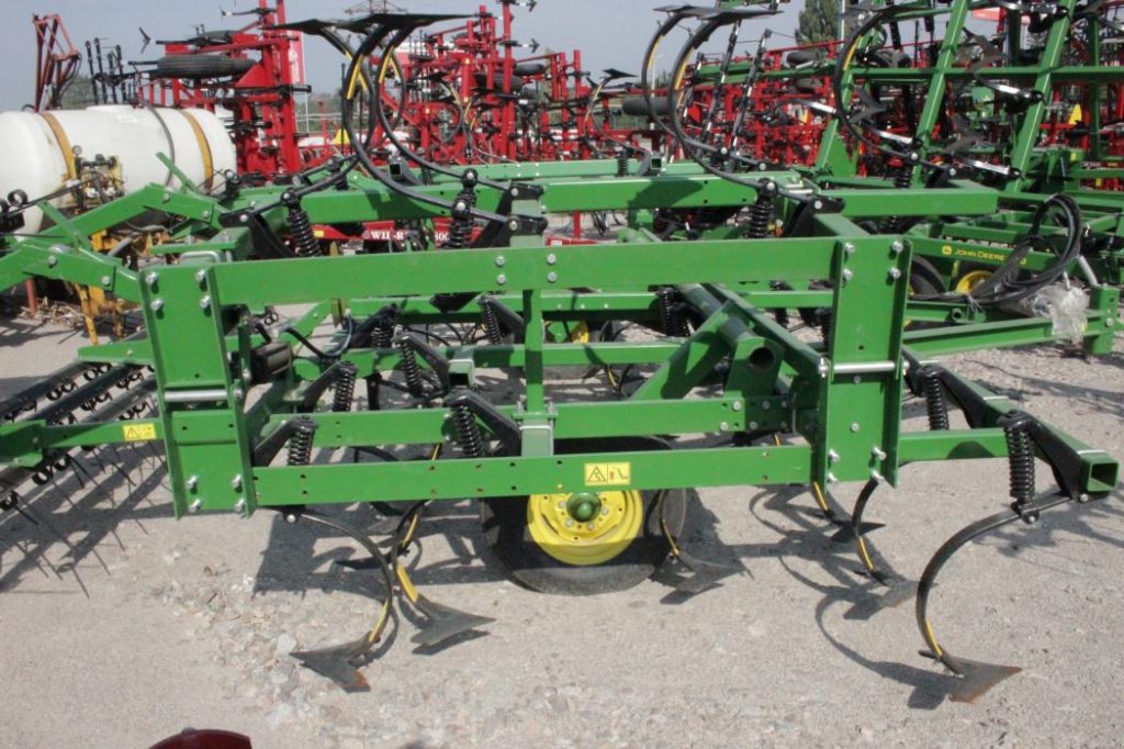 Kartoffelpflegetechnik des Typs John Deere 1010,  in Кіровоград (Bild 7)