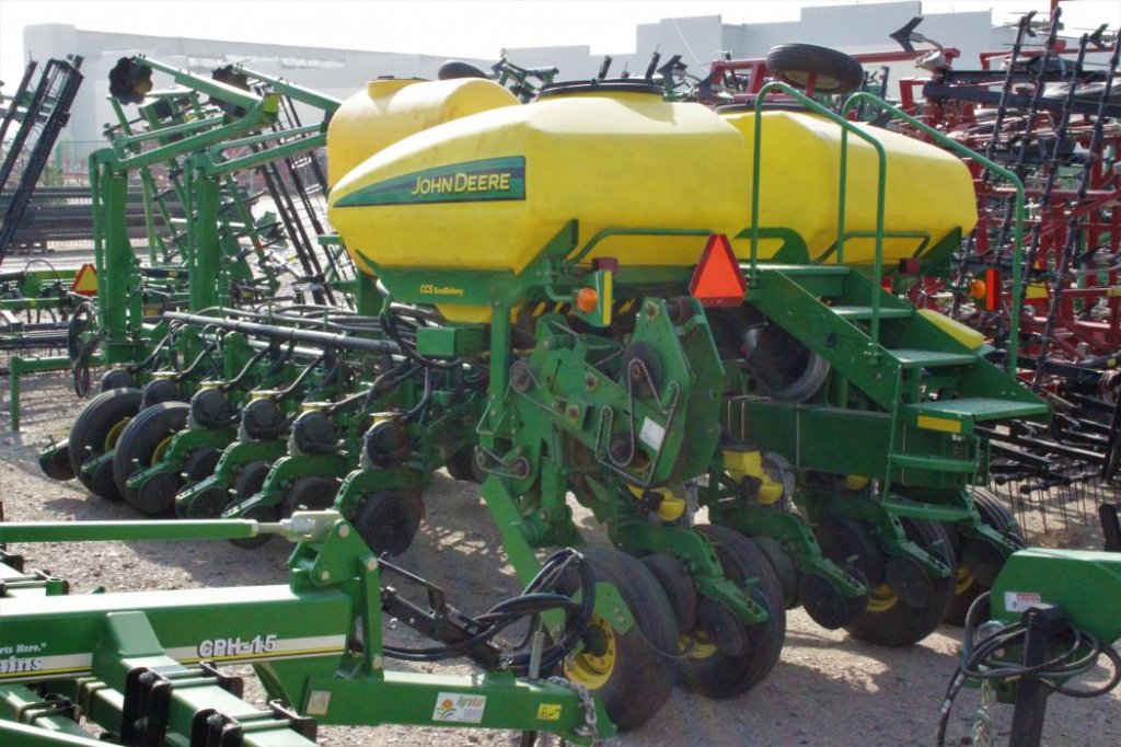 Sämaschine des Typs John Deere 1770,  in Кіровоград (Bild 8)