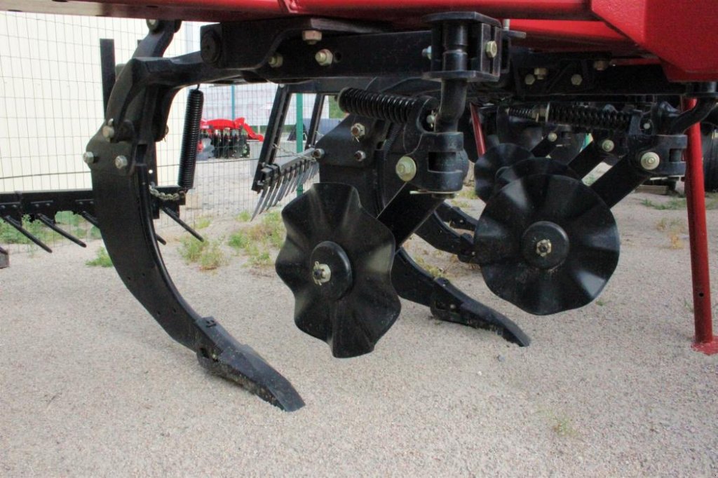 Spatenpflug des Typs Case IH 14 Ripper,  in Кіровоград (Bild 2)