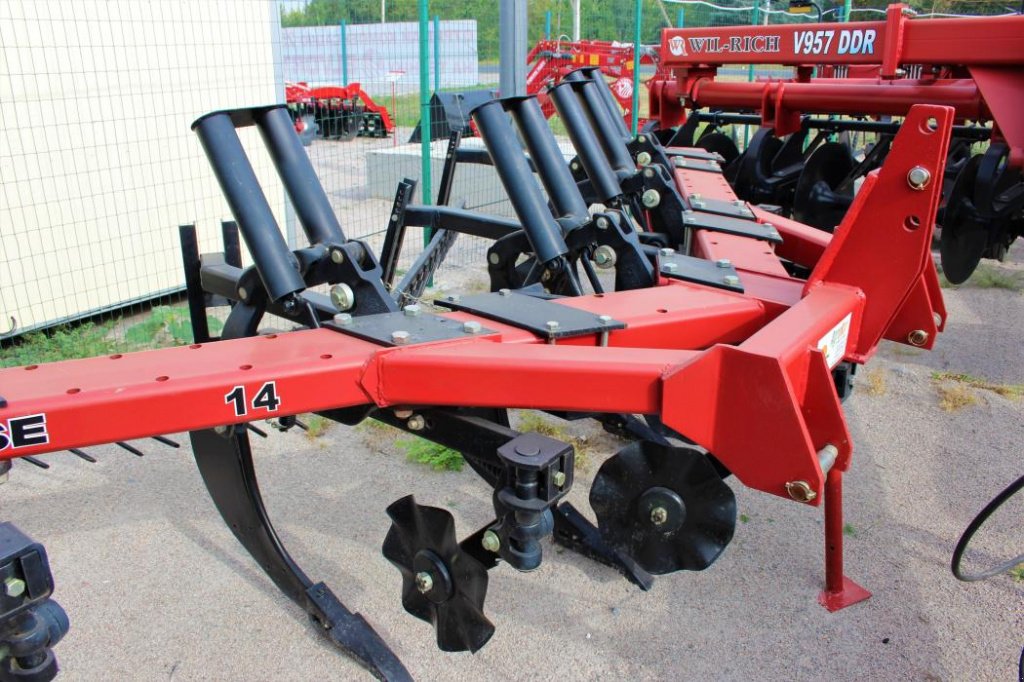 Spatenpflug des Typs Case IH 14 Ripper,  in Кіровоград (Bild 5)