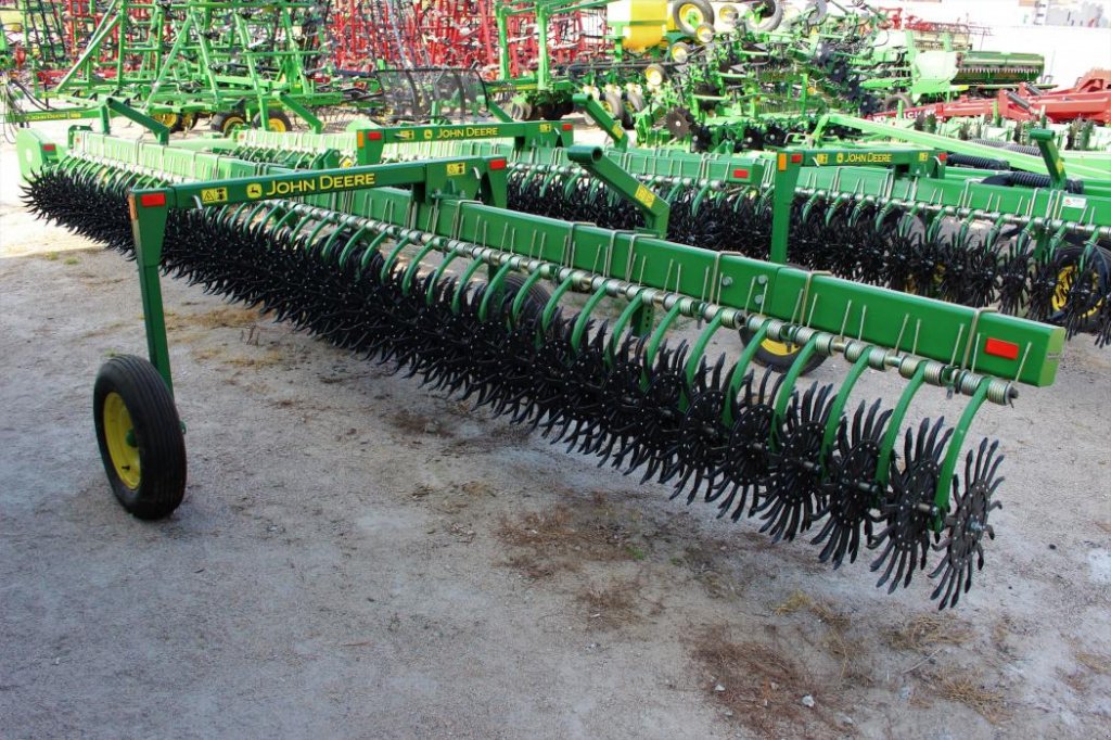 Wiesenegge des Typs John Deere 400 / 9,3,  in Кіровоград (Bild 5)