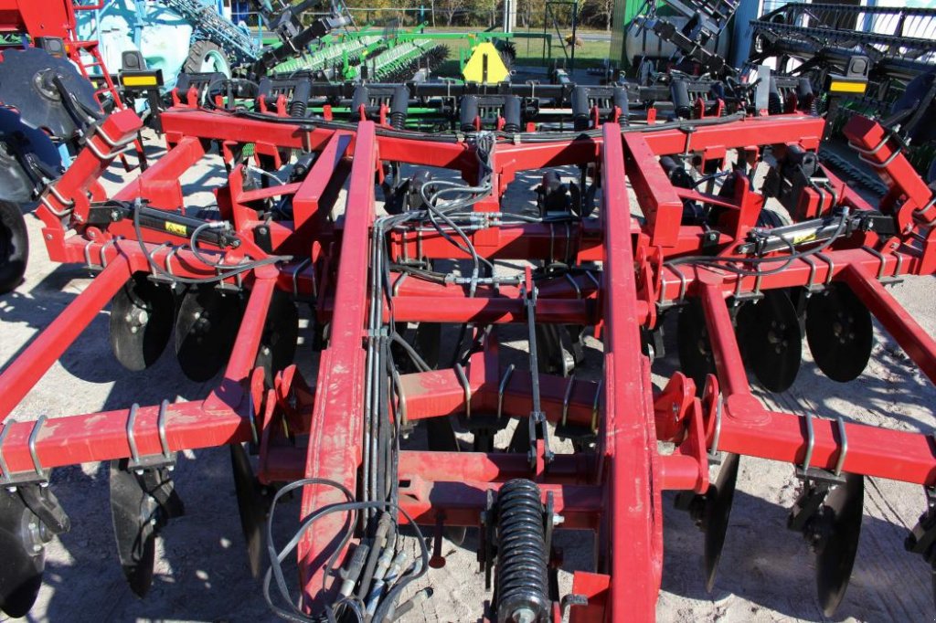 Spatenpflug des Typs Case IH Ecolo Tiger 730С,  in Кіровоград (Bild 4)